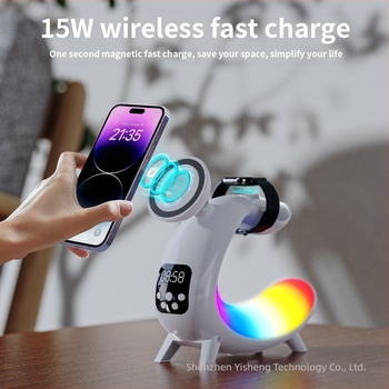 6-in-1 éjjeli lámpa Bluetooth hangszóróval és vezeték nélküli töltéssel (beépített akkumulátor, PVC lámpabura, gombos kapcsoló)