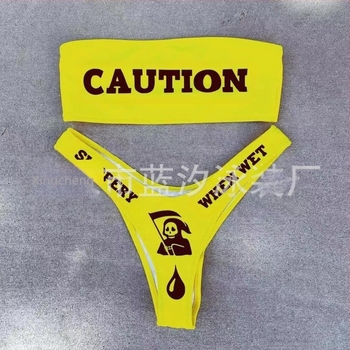 Bikini készlet melltartó párnával, acélbetét nélkül; anyag: poliészter; anyagösszetétel: 82% poliészter; grammsúly: 120 g/m²; bélés: poliészter és spandex
