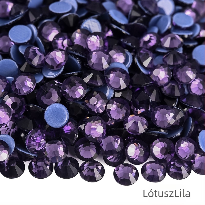 Rhinestone, üveg/üveges felület, elektroplating; gépi préselés kompatibilis, ragasztó használható