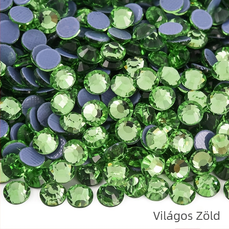 Rhinestone, üveg/üveges felület, elektroplating; gépi préselés kompatibilis, ragasztó használható