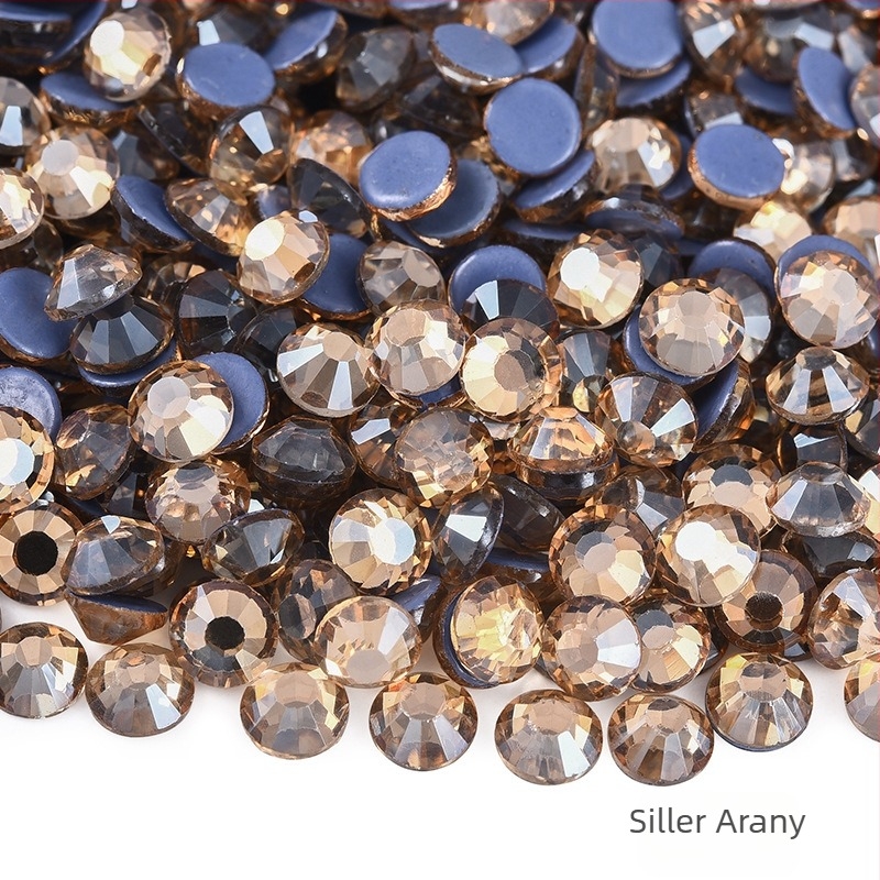Rhinestone, üveg/üveges felület, elektroplating; gépi préselés kompatibilis, ragasztó használható