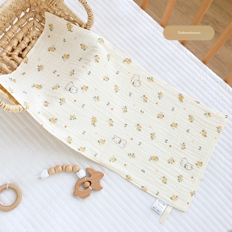 Baba fürdőtörölköző – géz anyagú, rajzfilmszerű mintával, puha és lélegző; 1–3 éves korú csecsemők és kisgyermekek számára; A osztályú biztonság