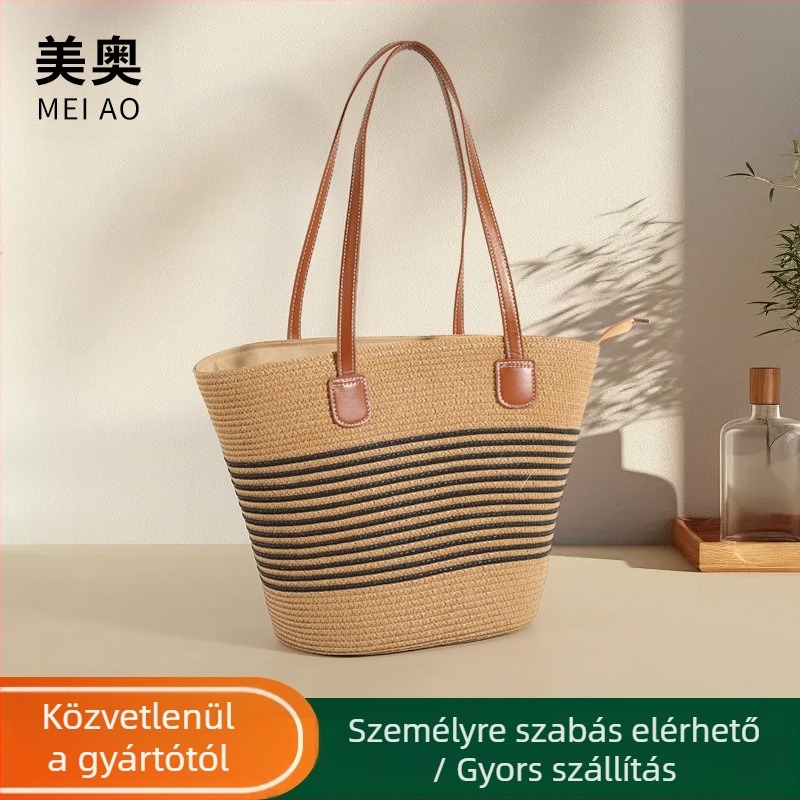 Szalmából készült tote táska vízszintes négyzet alakú, cipzáras nyitás, poliszter bélés