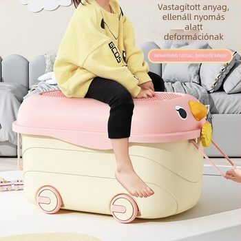 Kreatív kialakítású tároló doboz játékokhoz; PP műanyag; kapacitás 20-30 L; gördíthető kerekekkel; alkalmas játékokra, apróságokra és ruhákra a nappaliban