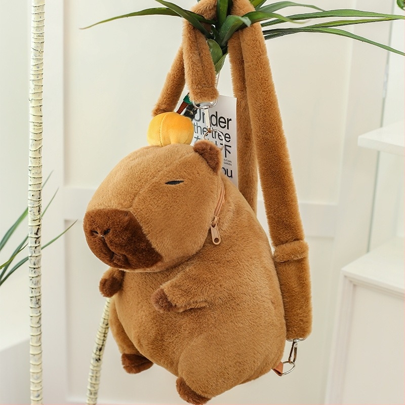 Gyerekeknek capybara hátizsák — nagy kapacitású, plüss játék