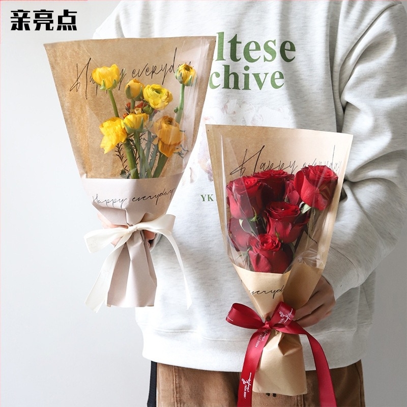 Kraft papírból készült virágcsokor csomagoló taska, vízálló, tintás nyomtatás, opp zacskós csomagolás