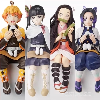 Demon Slayer ülő figura autó dekorációhoz – műanyag; színes dobozos csomagolás; 0–3 éveseknek; 3C kategória: 14+ játékok
