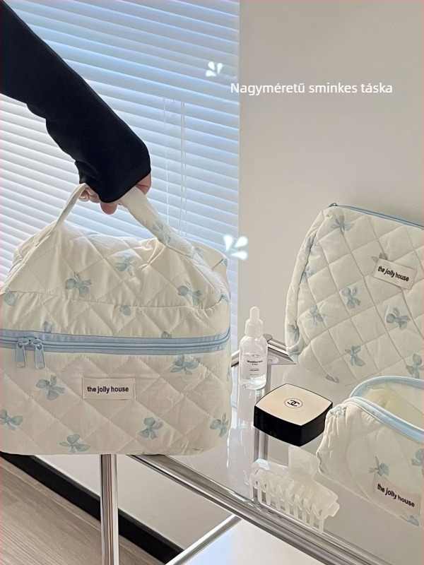 Masnis kozmetikai táska – pamut anyag, poliészter bélés, masni minta, lélegző, nagy kapacitás