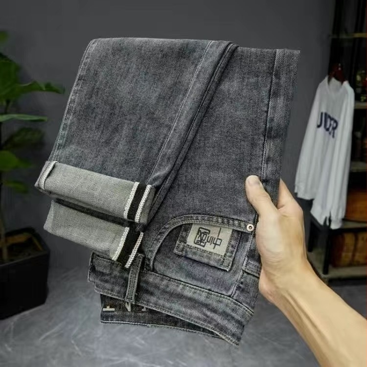 Slim-tapered farmernadrág középmagas derékkal, cipzár, denim 95% pamut, mosott felület