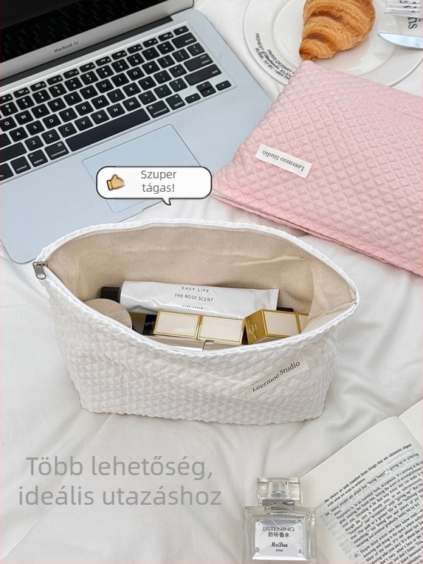 Kozmetikai tároló táska – hordozható, nagy kapacitású, kockás poliészter anyag, belső poliészter bélés, minimalistikus és luxus stílus