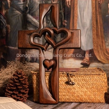 Holy Carpenter bükkfa szív alakú kereszt medál