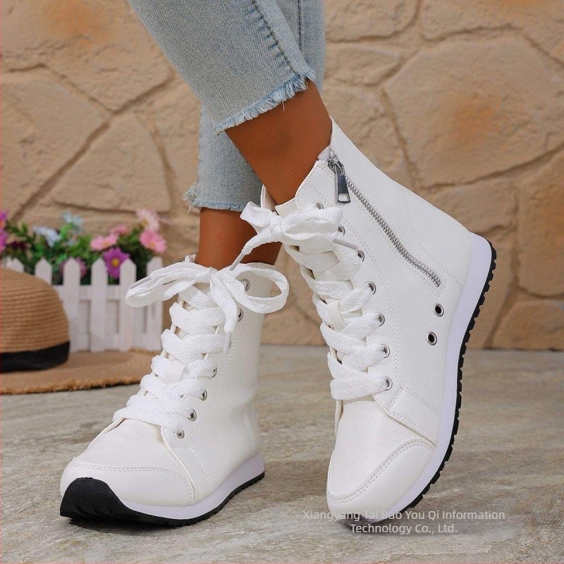 PU felső részű Chelsea bakancs, alacsony szár, gumitalp, oldalsó cipzár, meleg bélés