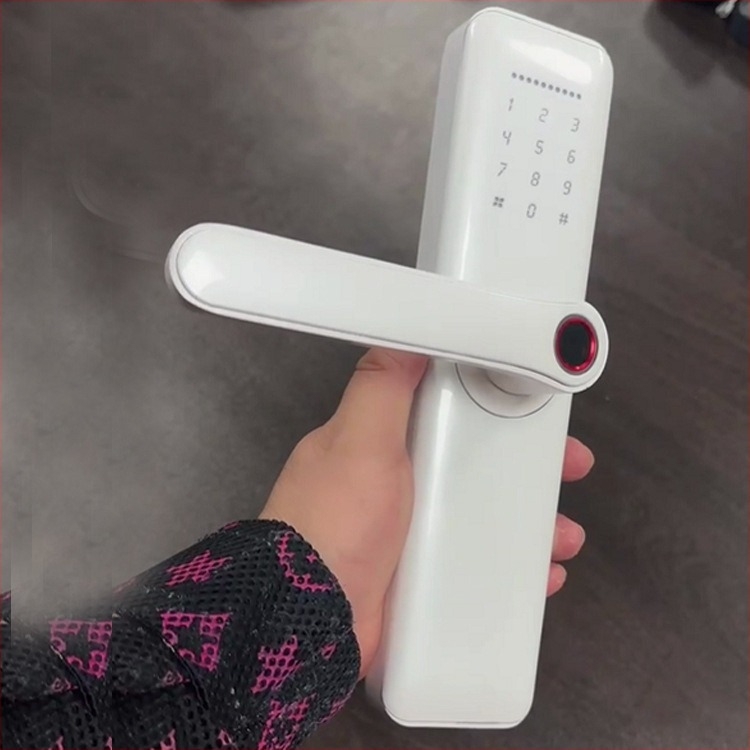 Beltéri fa ajtókhoz tervezett intelligens zár ujjlenyomattal, tenyérlenyomattal, jelszóval, arcfelismeréssel és távoli feloldással; panel alumíniumötvözet