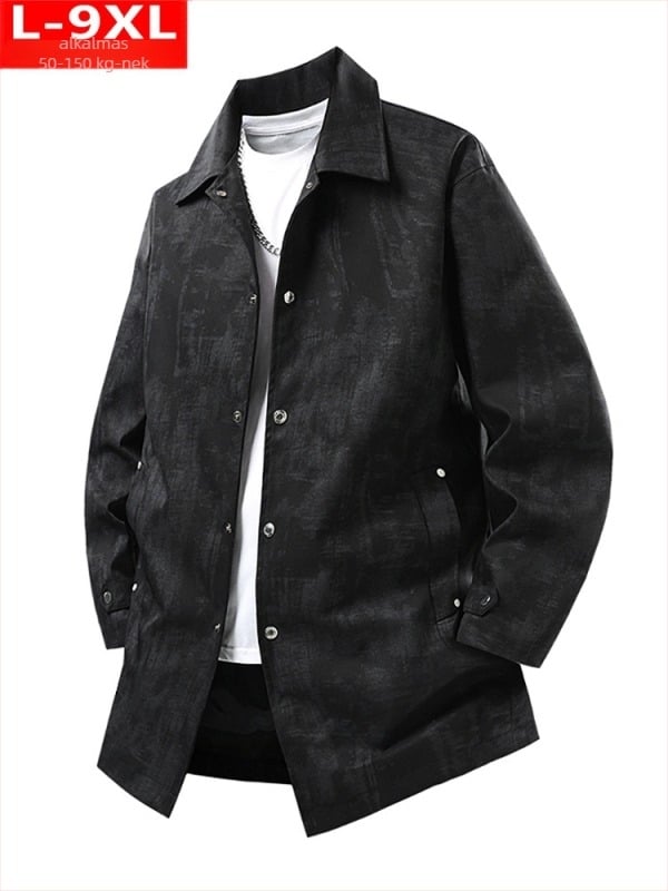 Kamuflált mintázatú szélkabát lazán szabott, középhosszú, turn-down gallér, egy soros záródás, poliészter anyagból és bélésből, Hongkong-stílus