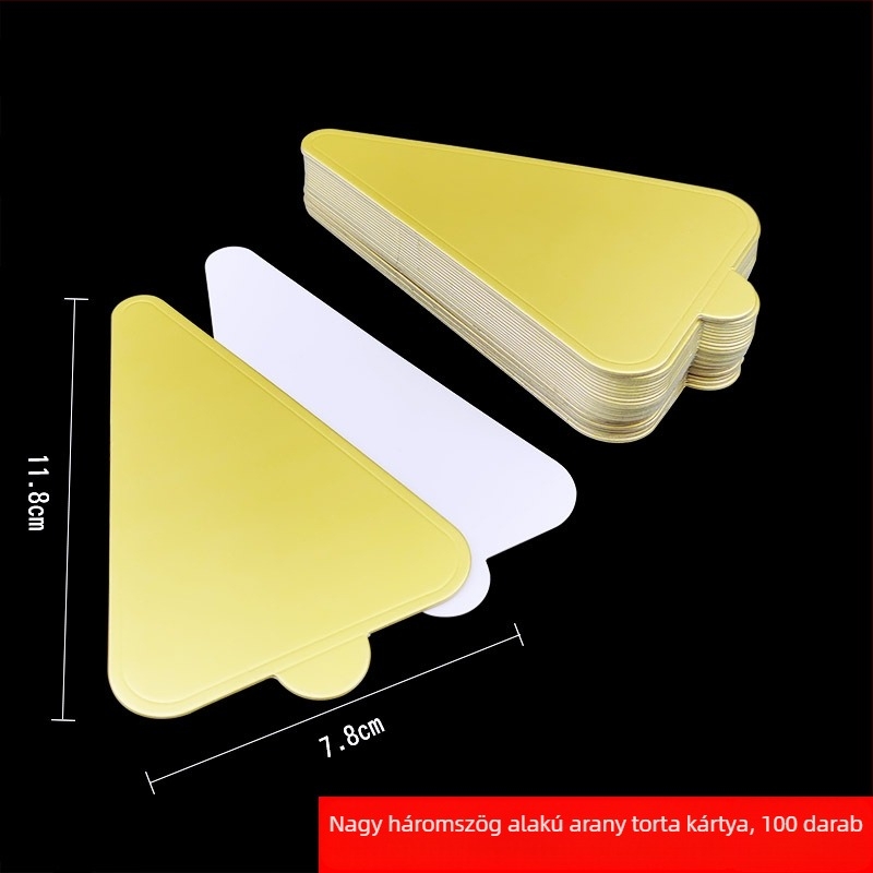 Háromszög alakú mousse alap tálca süteményekhez, élelmiszer-minőségű fehér kartonpapír, 350 g/m², arany bevonat, sütőpapír, modern minimalista stílus.