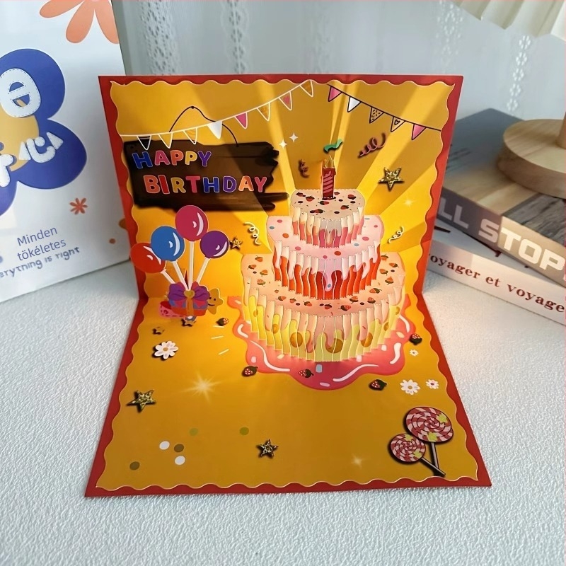 Születésnapi üdvözlőlap - 3D eper torta motívum, zene és fények, nyomtatott, születésnapra, egyszerű modern dizájn