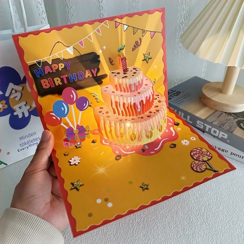 Születésnapi üdvözlőlap - 3D eper torta motívum, zene és fények, nyomtatott, születésnapra, egyszerű modern dizájn