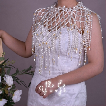Gyöngyös bojtos sál - anyag: nylon-selyem; szövés: twill; mintázat: egyszínű; testreszabható