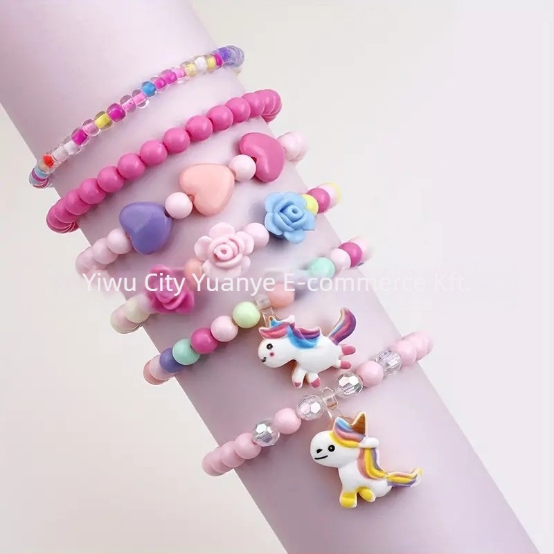 Akril karkötő kézzel készített unikornissal és gyöngyökkel gyerekeknek