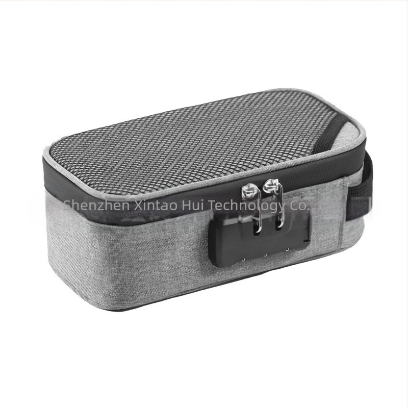 Kocka alakú utazási tároló kombinált zárval és dezodoráló szűrővel dohányzási kiegészítők számára (poliszter, modell CL109)