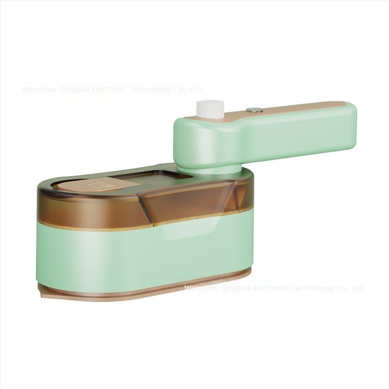 XN-004 Kézi gőzvasaló titánium talppal, háromszintű mechanikus hőmérséklet-szabályozás, kábelessel és vezeték nélküli üzemmód