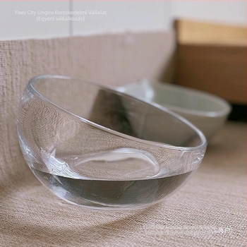 Macska etető tál — üveg, kiöntésmentes, ferde nyílású, modell #2235