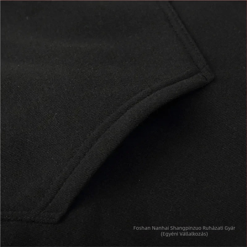 Kapucnis pulóver mintával, álló gallérral, téli szezonra, poliészter 81-90% (Álló gallér; Mintázat; Téli szezon; Poliészter 81-90%)