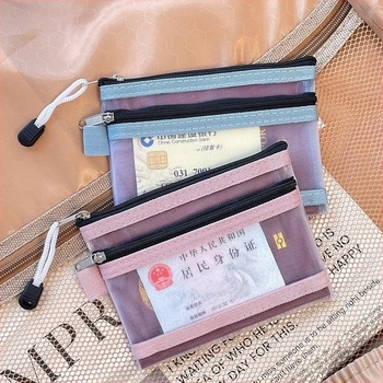 Útlevél szervező – PVC, 1 hajtás, antibakteriális, útlevél- és dokumentumtartó, minden egy helyen