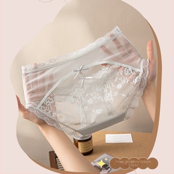 Nylon háromszög alakú női alsó – lélegző, középmagas derekú, sima szövésű, egyszínű, bélés viszkózból