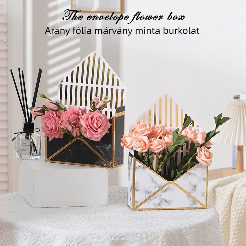Boríték virágdoboz – kézzel készített, modell hot stamping envelope flower box, 600 g fehér kartonból, 12 darabos csomag, márka Qianxi packaging.