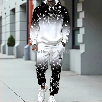 Két részes kapucnis pulóver és nadrág szett, betűs mintázat, poliészter 96%+, lazább szabás, őszi szezon