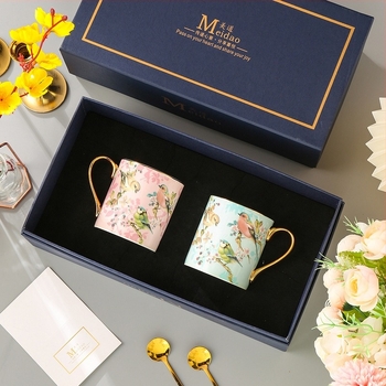 Csontporcelán bögrés készlet – modern minimalista stílus, ajándék születésnapokra és házavatóra, ideális pároknak