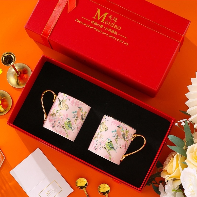 Csontporcelán bögrés készlet – modern minimalista stílus, ajándék születésnapokra és házavatóra, ideális pároknak