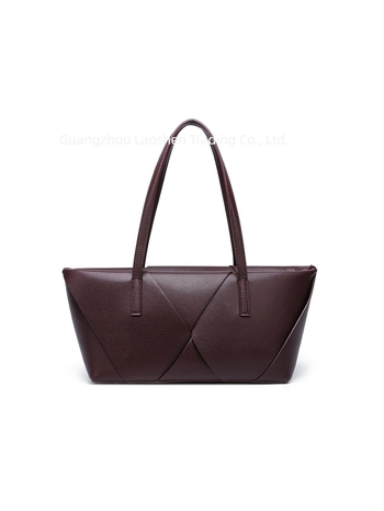 PU tote táska színblokkal varrt, mágneszár, közepes méret, városi minimalist stílus, nagy kapacitás