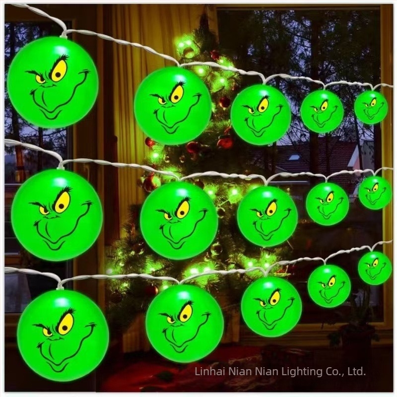 Halloween LED girland világítás koponya, denevér, sírköv és szellem motívumokkal hátborzongató dekorációhoz