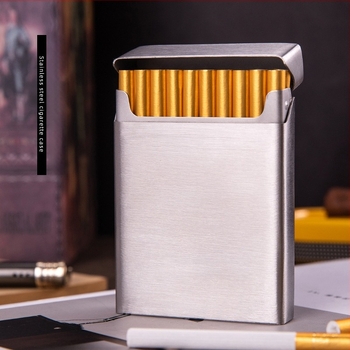Rozsdamentes acél cigarettatároló doboz testre szabható logóval, 20 cigaretta kapacitás, vastag és közepes méretű cigarettákhoz.