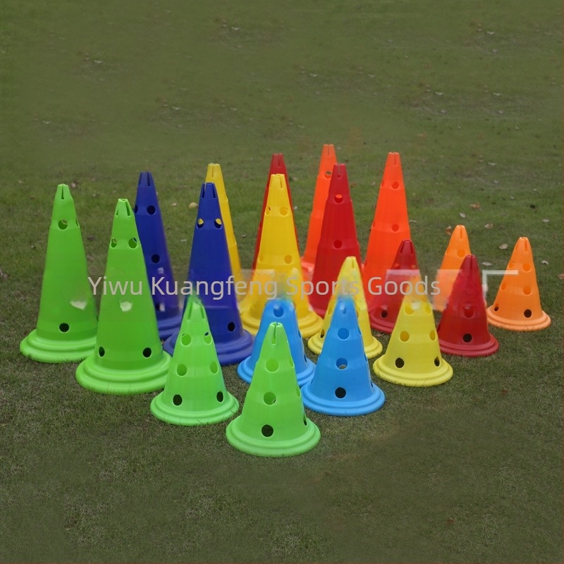 30 cm-es környílású jelzőcső futball-edzéshez – akadály