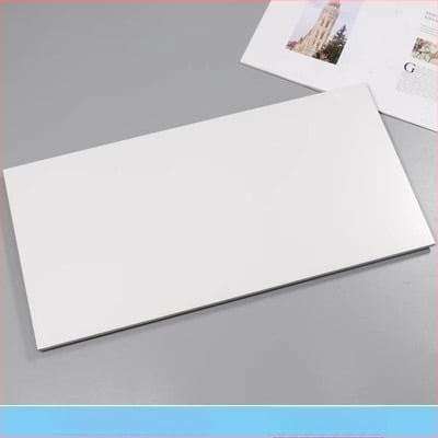 Skandináv stílusú fürdőszobai falicsempe, 300x600, glazúrozott, egyszínű, fényes felület, belső falburkolat fürdőbe és konyhába