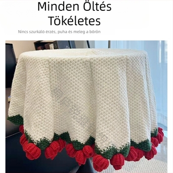 Kézzel kötött rózsacsokorral díszített pléd virágmotívumokkal, szundikáláshoz való takaró — ajándék a legjobb barátnőknek