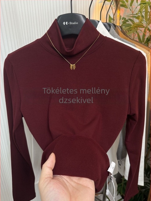 Téli magas nyakú meleg alapréteg felső, karcsúsított szabás, egyszínű, nagy méret