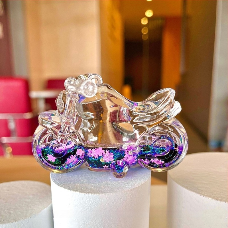 Kreatív, színes motorkerékpár kulcstartó, homokkal teli üveg, kristályhomok, stresszoldó játék