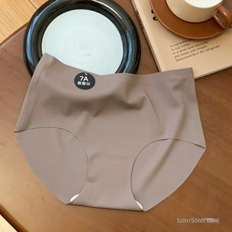 Plusz méretű női alsónemű középmagas derekú, antibakteriális 7A, nylon anyagú, Mulberry selyem bélés, magas rugalmasság, csípőkhöz simuló