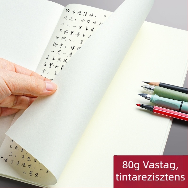 Multifunkcionális üres notesz kraft papír borítóval, erősített varrással, diákoknak, minimalist stílus, üres oldalakkal, 50–100 oldal, 75 g/m².