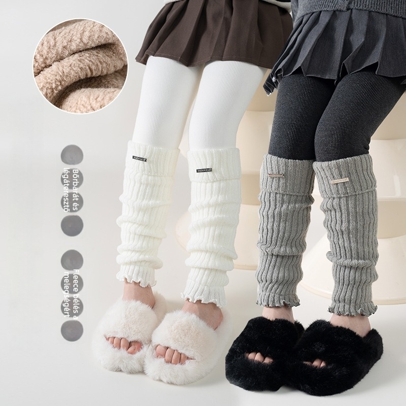 Kötött középmagasságú zoknik összefüggő leggings-szel lányoknak, vastag és meleg őszi-téli szezonra