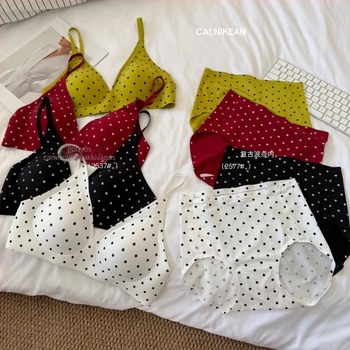 Retro pöttyös női fehérnemű készlet Push-Up melltartóval, V-nyakú, karcsú hátsó dizájn, sexy diáklány-stílus