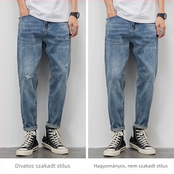 Férfiaknak szóló világos mosott denim farmer – laza szabású, egyenes szárú, repesztett rész, cropped hossz, középmagas derék, elasztikus anyag – tavaszi kollekció.