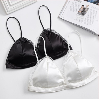 Háromszög kosaras bralette, vékony formázott kosarak, modal anyag 80-90%, lélegző és kényelmes