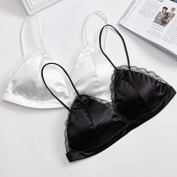 Háromszög kosaras bralette, vékony formázott kosarak, modal anyag 80-90%, lélegző és kényelmes