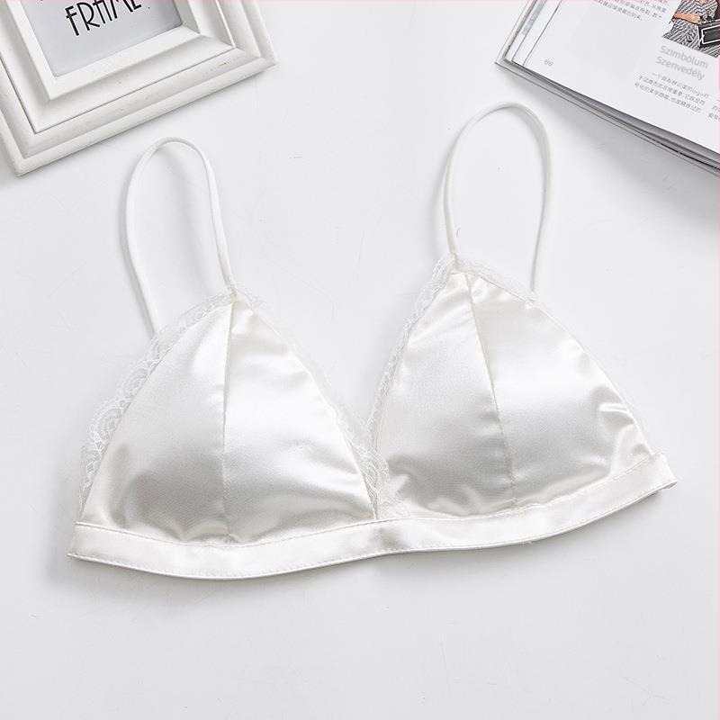 Háromszög kosaras bralette, vékony formázott kosarak, modal anyag 80-90%, lélegző és kényelmes