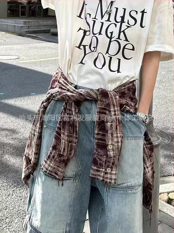 Farmernadrág rövid, egyenes szárú, több zseb, cropped hossz, középmagas derekú, zipzár
